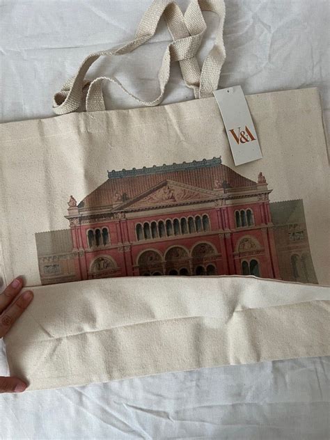 v&a tote bags